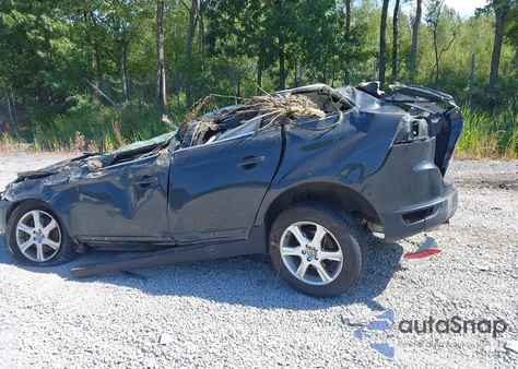 2013 Volvo Xc60 T6/T6 Platinum/T6 Premier Plus/T6 R-Design/T6 R-Design Platinum/T6 R-Design Premier Plus z USA, uszkodzony, nr VIN YV4902DZ7D2468066